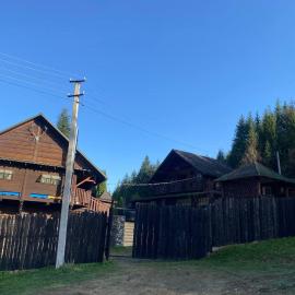 Володимирська садиба, hotel in Migovo
