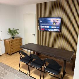 3 Zimmer Ruhiges Apartment mit Terrasse Tor zu den Alpen & München EG-L
