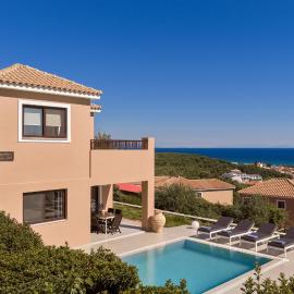 St John Villas Zakynthos、チィリヴィのホテル