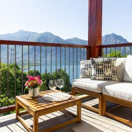 IseoLakeRental - Casa Lani, hotel in Costa Volpino