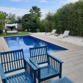 Denia village, hotel i Dénia