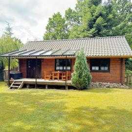 Ferienhaus 'am Eulennest', hotelli kohteessa Jabel