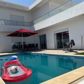 Dar Lada New Luxury Villa with Private Pool in Djerba, готель у місті Temlale