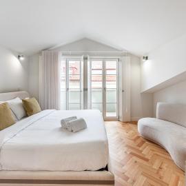 Luxury Duplex Apartment with terrace by Perpetual Relax, Hotel in Braga
