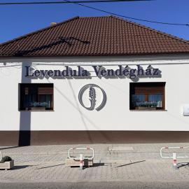 Levendula Vendégház, hotel in Győr