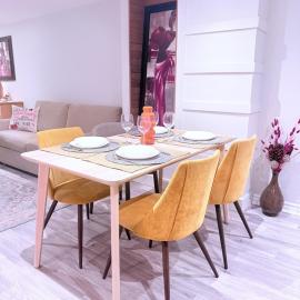 Large Private Suit With Free Parking