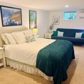 Private & Cozy Suite in North Asheville, hotel in Asheville