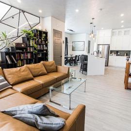 Casa Caswell Modern, Downtown, Rooftop Patio, hotell i Saskatoon