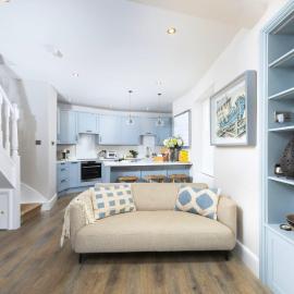 Myrtle Cottage - Pet friendly, 20m from beach, modern cottage