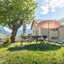 Scenic Alps View Getaway