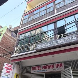 Hotel Mayaa Inn，Chhapra的飯店
