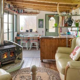 The Cabin In The Woods - Uk49023