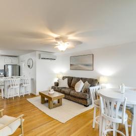 Steps to Shore! Family-Friendly Getaway in Hampton, ξενοδοχείο σε Hampton