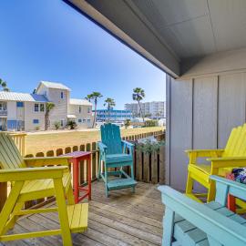 Boardwalk to Port Aransas Beach! Condo w/ Pool