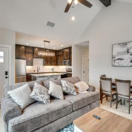 7 Mi to AFB: Modern 2-Unit Combo in San Angelo