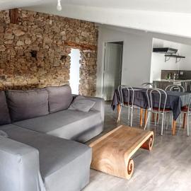 Clisson में, होटल Appartement plein de charme avec terrasse ensoleillée