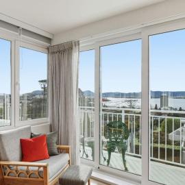 Designer Stay with River Views)