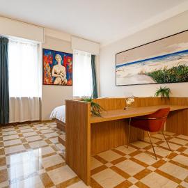 DibraLuxurySuites, hotel a Milà