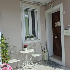 La Petite Maison d'Emilie, hotel in Lauria Inferiore