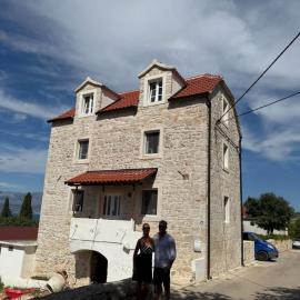 Mirca with seaview - charming stonehouse
