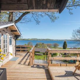보르콥에 위치한 호텔 Family-Friendly Cottage Near the Coast