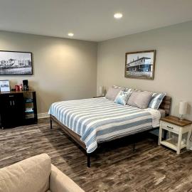 Harbor Hideaway Suite - River Rock Inn