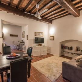 Vermaaten Boutique Suites Emerald, hotel in Todi
