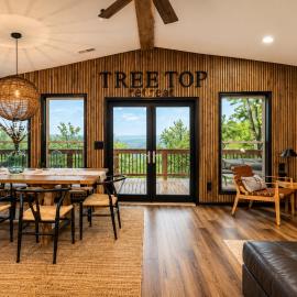 Ski Slope Views Hot Tub & Best Resort Spot!, hotel a Massanutten