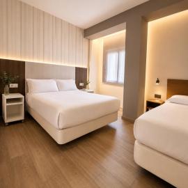 HOSTAL LETTO DAL MARE, Hotel in Valencia
