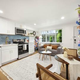 STAYOO SUITES - Seattle Secret Garden