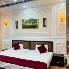 The Urban Inn Hotel, хотел в Лакнау