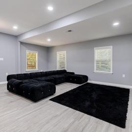 Large 3 bed 2 bath home, hotel in Mobile