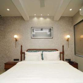 Hotel manju श्री