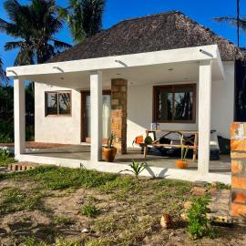 Kategha Beach Guesthouse, hotelli kohteessa Praia do Tofo