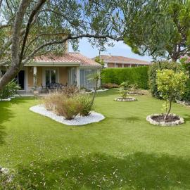 NEW ! VILLA with Parking Collective Pools Garden and AC - BENAKEY