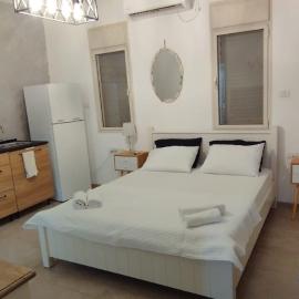 Desert Fikus, hotel u gradu 'Beʼer Ora'