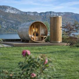 Lakefront Cottage On Lake Bourget, hotell i Conjux