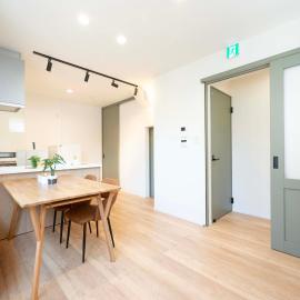 HIKARIE Modern Stay Toyama, hotel Tojamában