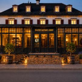Brauerei Gasthaus Lohhof im Münchner Norden, direkt an der S1, nähe vom Flughafen, Zentrum, A92, Allianz Arena, Ruderregatta und Schießanlage G- Hochbrück entfernt, Internationale Küche, Hotel in Unterschleißheim