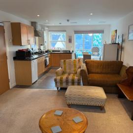 Sleeps 6, First floor, Parking, Beautiful Market Town, Hafren, Clywedog, Llani, hotel in Llanidloes