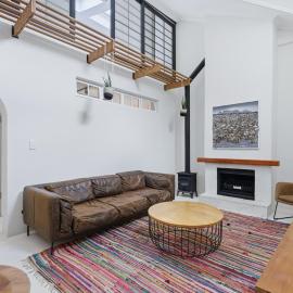 Modern Cozy Upper Wynberg Cottage