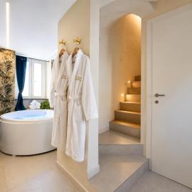 HomeholidaySanremo & Spa, hotel v Sanremu