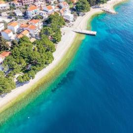Apartments Beach House Paradiso، فندق في زيفوغوشي