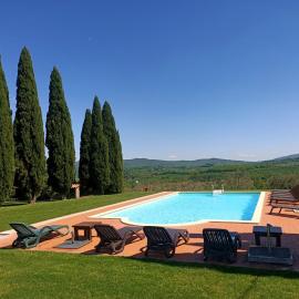 Casale con piscina privata al confine tra Umbria e Toscana per famiglie e amici