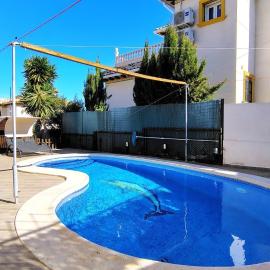 Planta baja con piscina privada