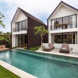 Serena Villa by Alinea - Oceanfront 3 BR Villa, hotel a Keramas