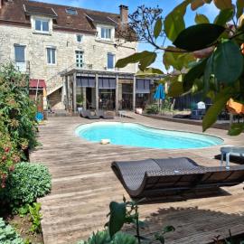 Hôtel du Puy d'Alon, hotel sa Souillac