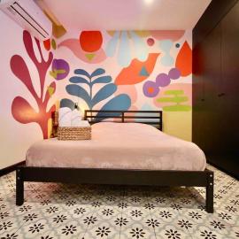 5.6 Loft • Lobby • Generator • Parking • 2nd Floor, хотел в Маягес