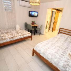 3.9 Near Beach • Generator • Hammock • 1st Floor, Hotel in Garita