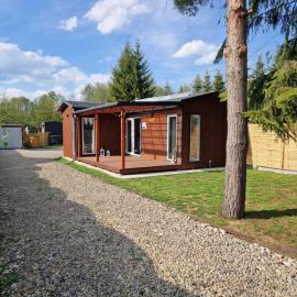 Mrozy House 1 - domki na wynajem pod Warszawą, hotel in Mrozy